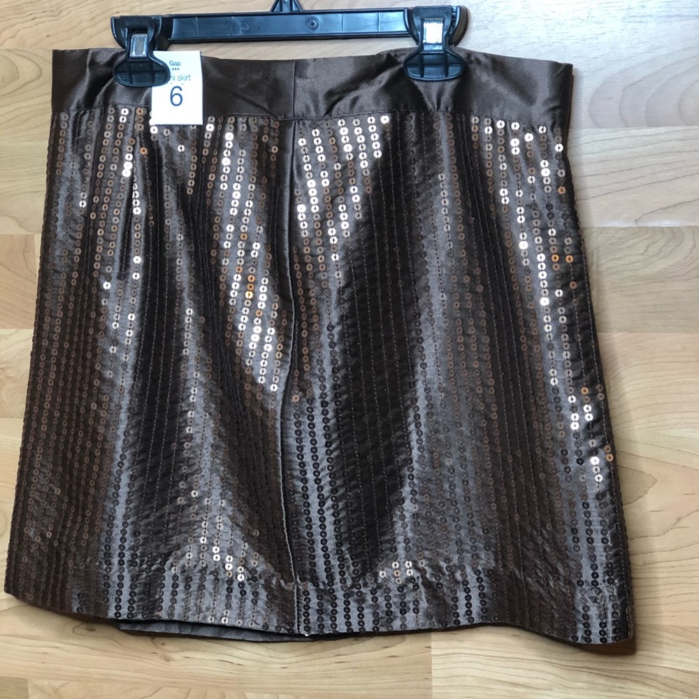 Gap Bronze Mini Skirt with Sequins in Size 6